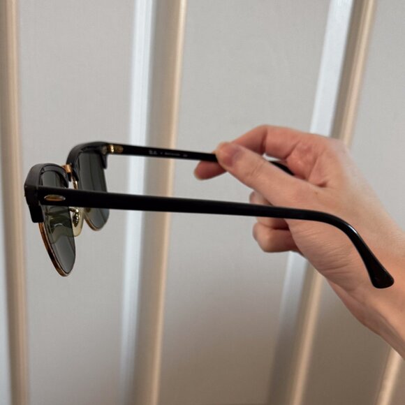 Ray-Ban Clubmaster Classic Sunglasses Unisex - Black on Gold Frame Green Lenses - Picture 4 of 9